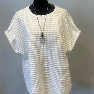 Super cute  White Quilted Women's Top xl like new